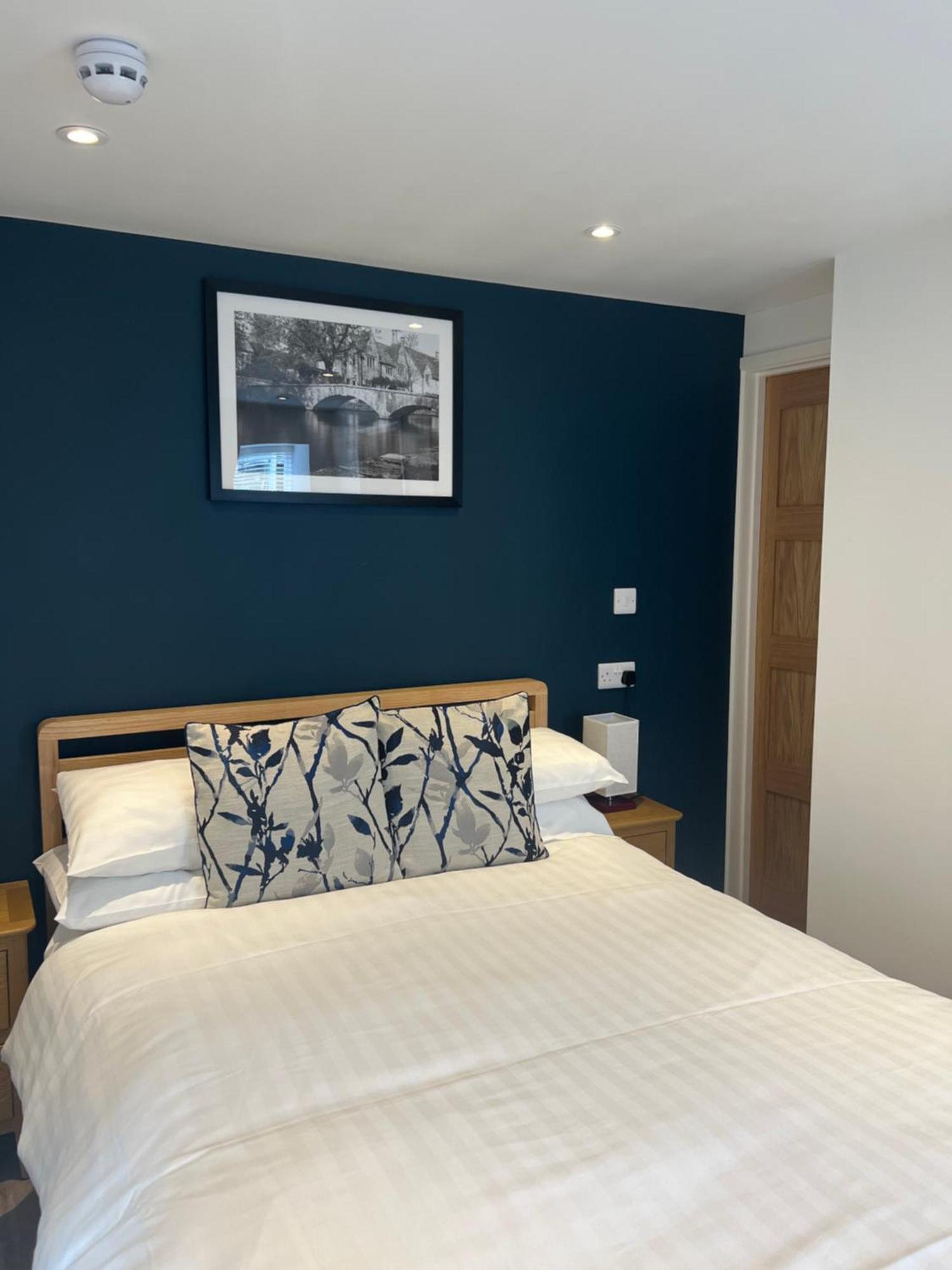 เดอะไพรออรี เบอร์ฟอร์ด เบด แอนด์ เบรกฟาสต์ Bed & Breakfast ภายนอก รูปภาพ