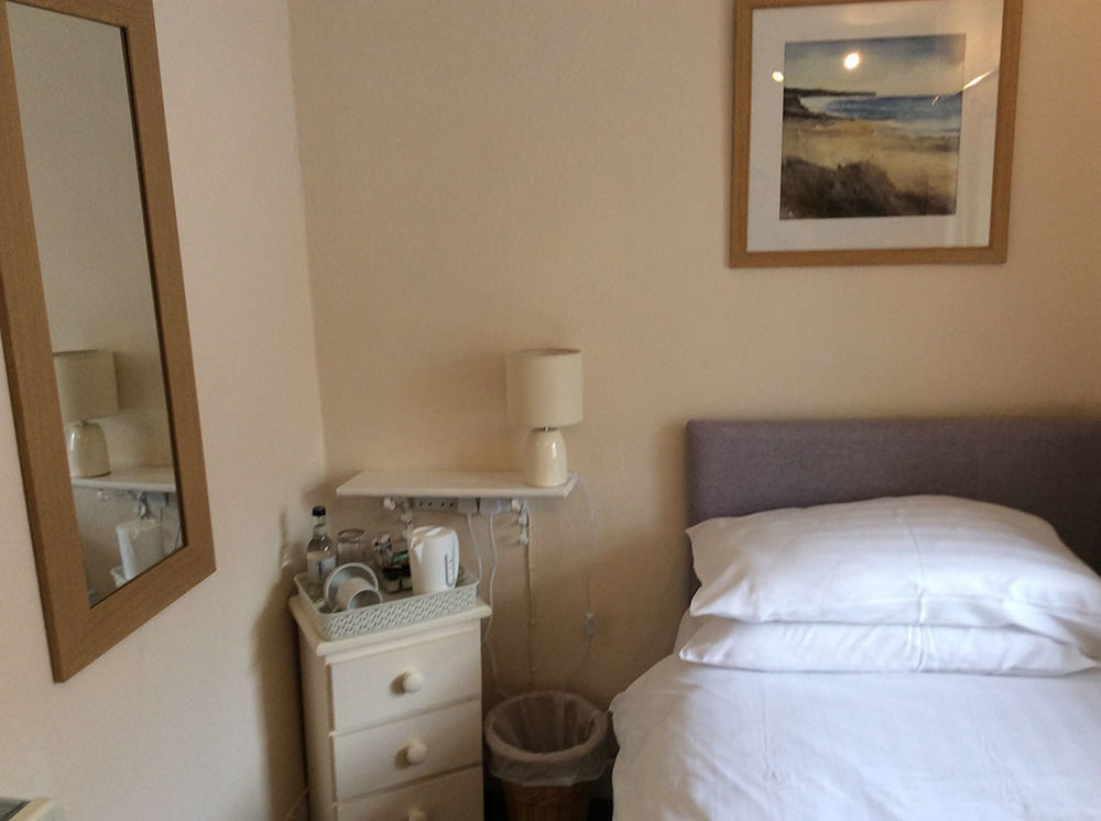 เดอะไพรออรี เบอร์ฟอร์ด เบด แอนด์ เบรกฟาสต์ Bed & Breakfast ภายนอก รูปภาพ
